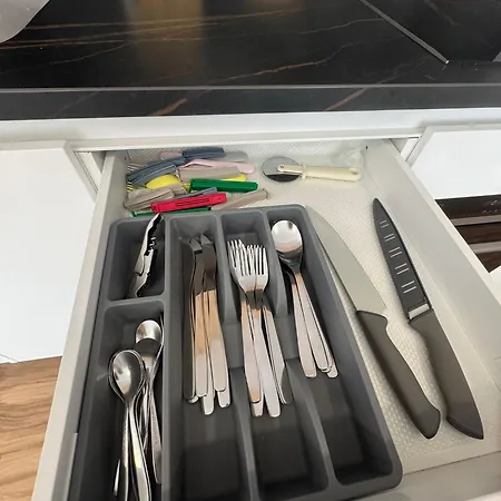 Ale Deluxe شقة
